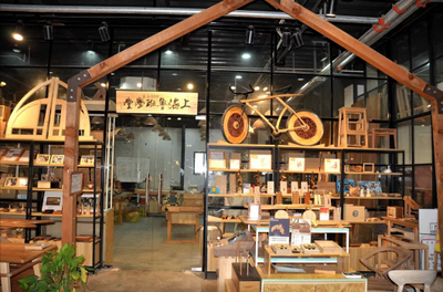 周末打卡攻略 拿好相機(jī) 在&ldquo;舊廠房&rdquo;里偶遇浪漫